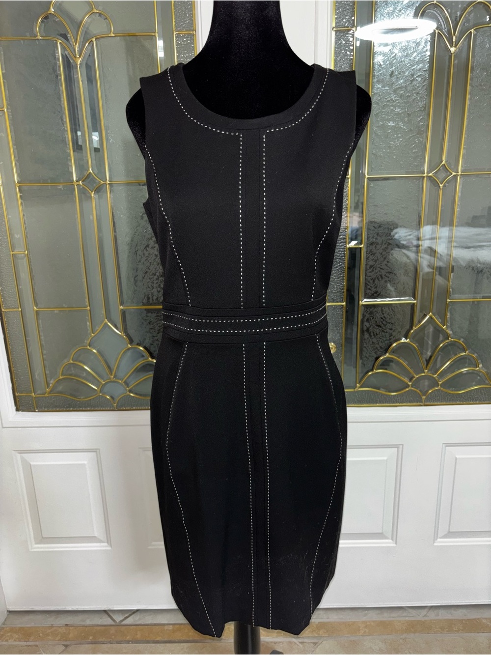 Sleeveless Black Midi Dress with Contrast Stitching and Defined Waistband